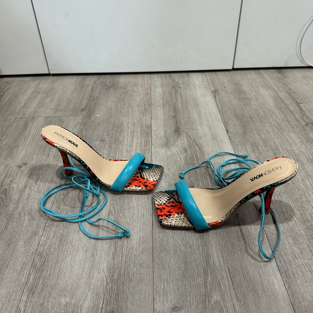 Fashion Nova Vibrant Snake Print Heels with Blue Straps